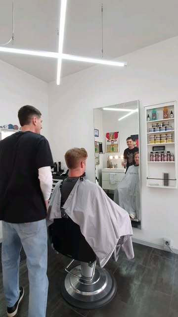 Haarschnitt bei BARBER by amado